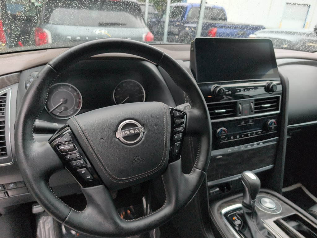 Used 2021 Nissan Armada Platinum w/ Captain's Chairs Package RWD image 12