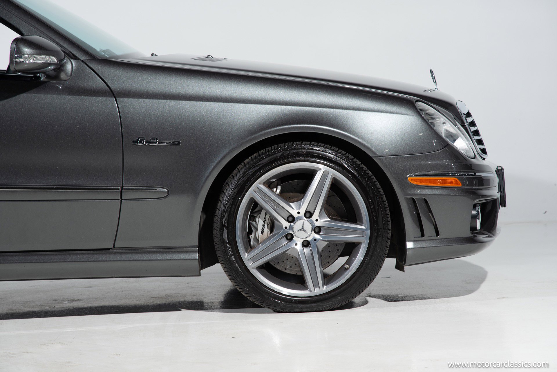 Used 2009 Mercedes-Benz E 63 AMG Sedan image 18