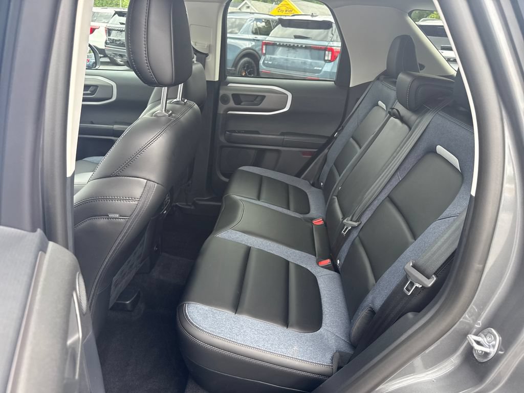 Used 2025 Ford Bronco Sport Outer Banks w/ Outer Banks Tech Package+ AWD/4WD image 17