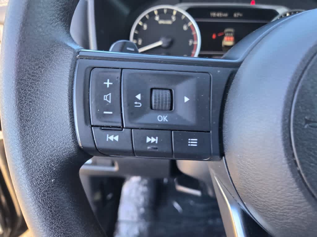 Used 2024 Nissan Rogue SV FWD image 21