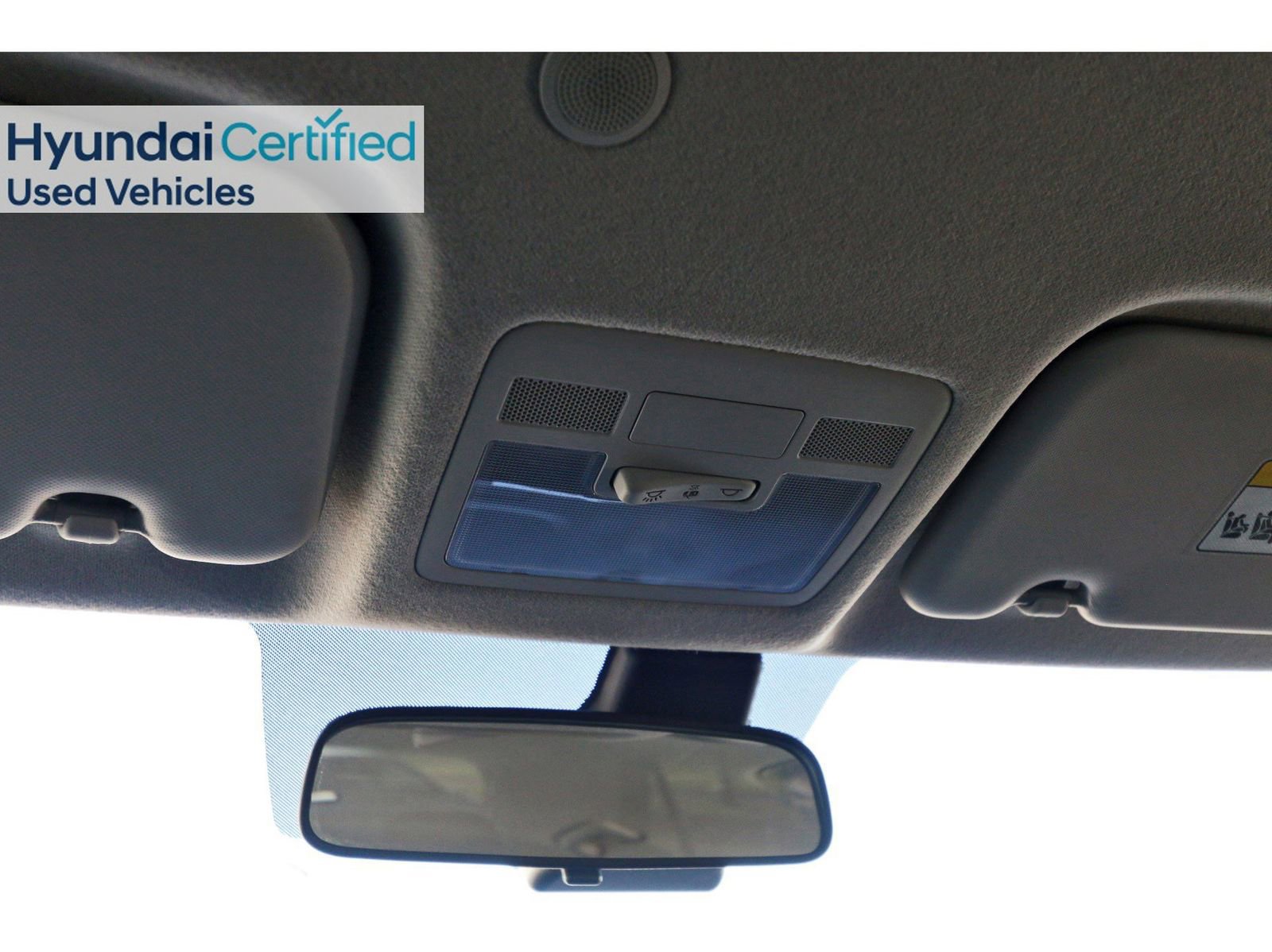 Certified 2025 Hyundai Venue SE image 23