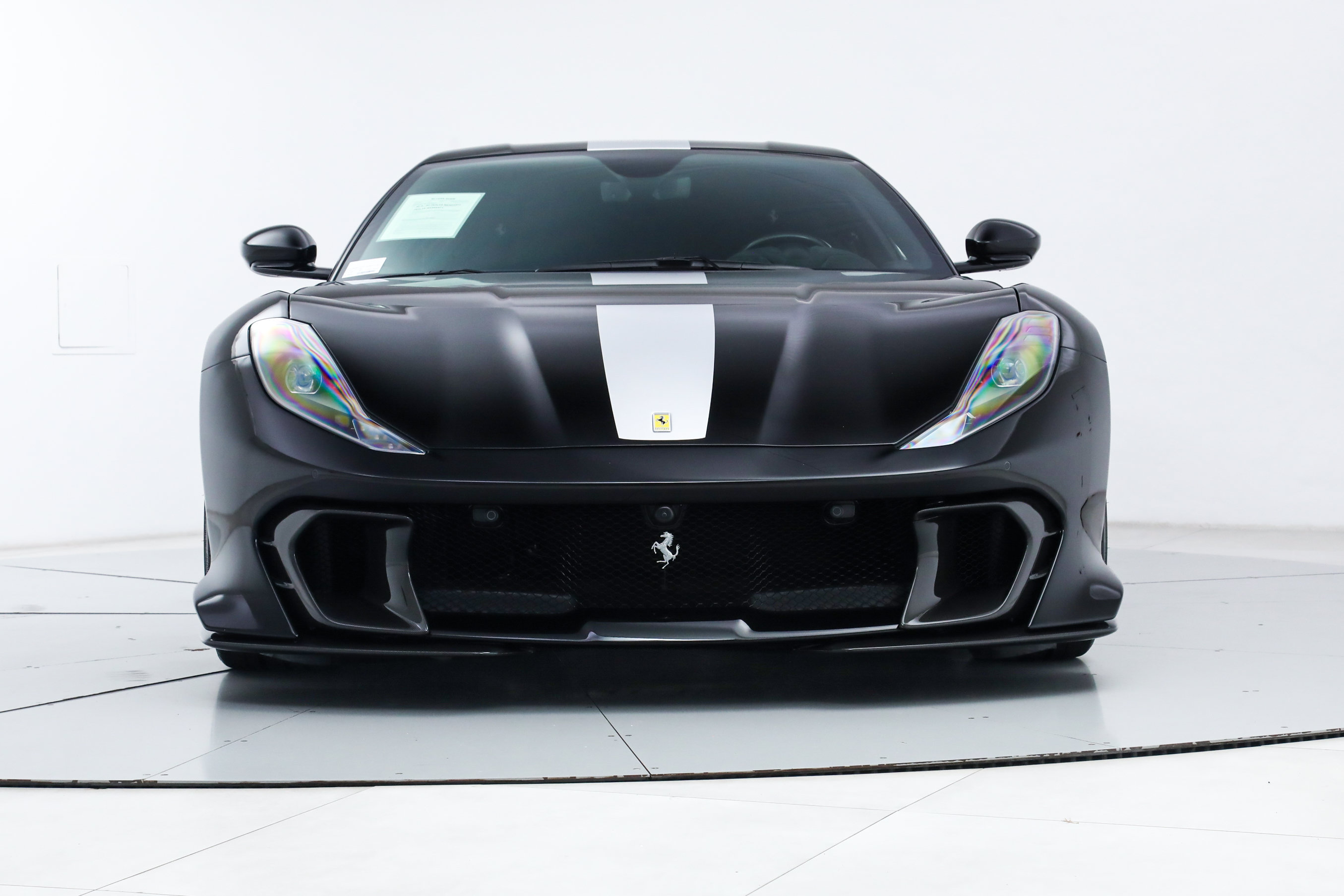 Certified 2022 Ferrari 812 Competizione RWD image 11