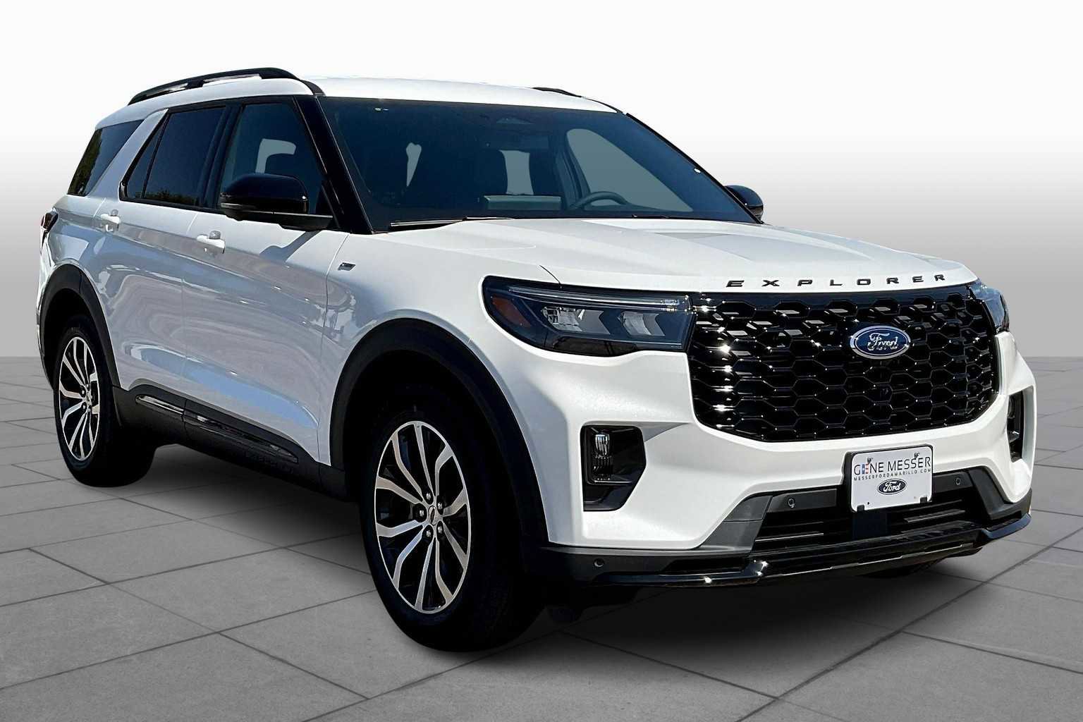 New 2025 Ford Explorer ST-Line w/ Premium Package image 2
