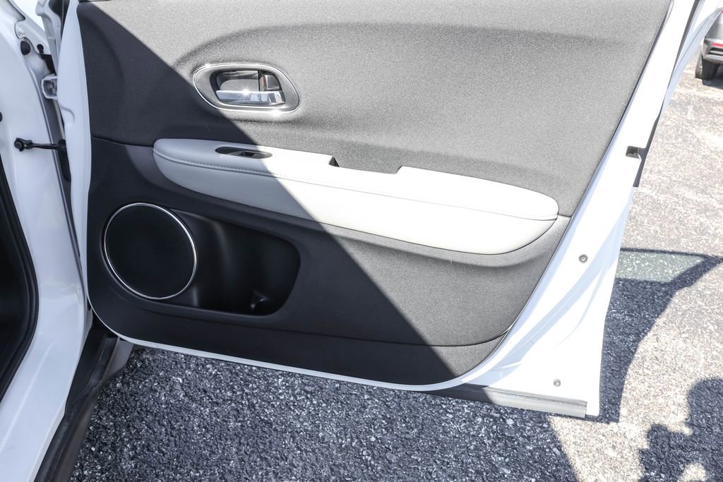 Used 2022 Honda HR-V EX image 40