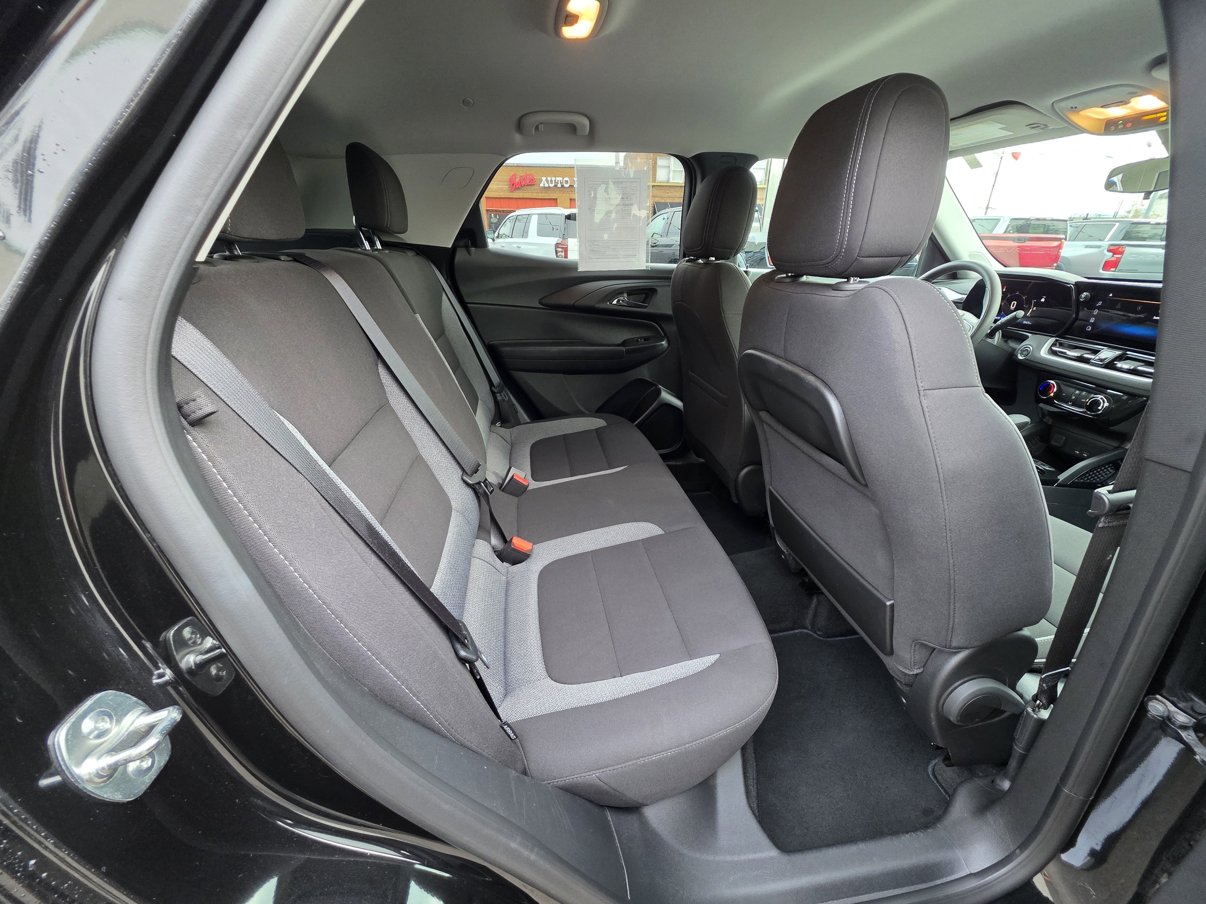 Used 2025 Chevrolet TrailBlazer LT image 22