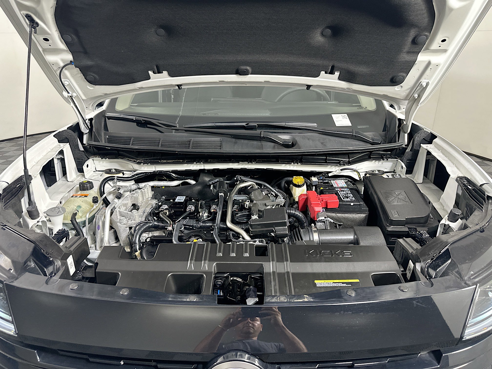 Used 2025 Nissan Kicks S FWD image 32