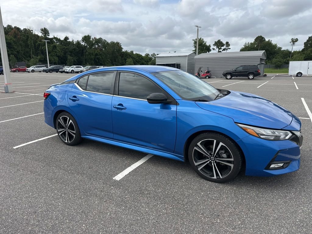 Used 2022 Nissan Sentra SR FWD image 2