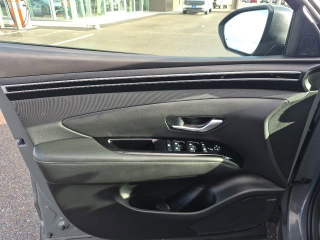 Used 2024 Hyundai Santa Cruz Limited image 16