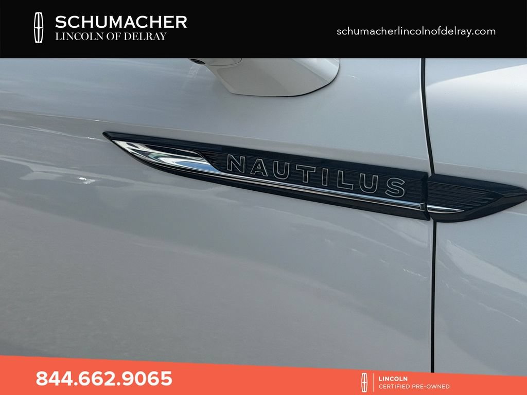 Used 2023 Lincoln Nautilus Black Label w/ Class II Trailer Tow Package AWD/4WD image 10