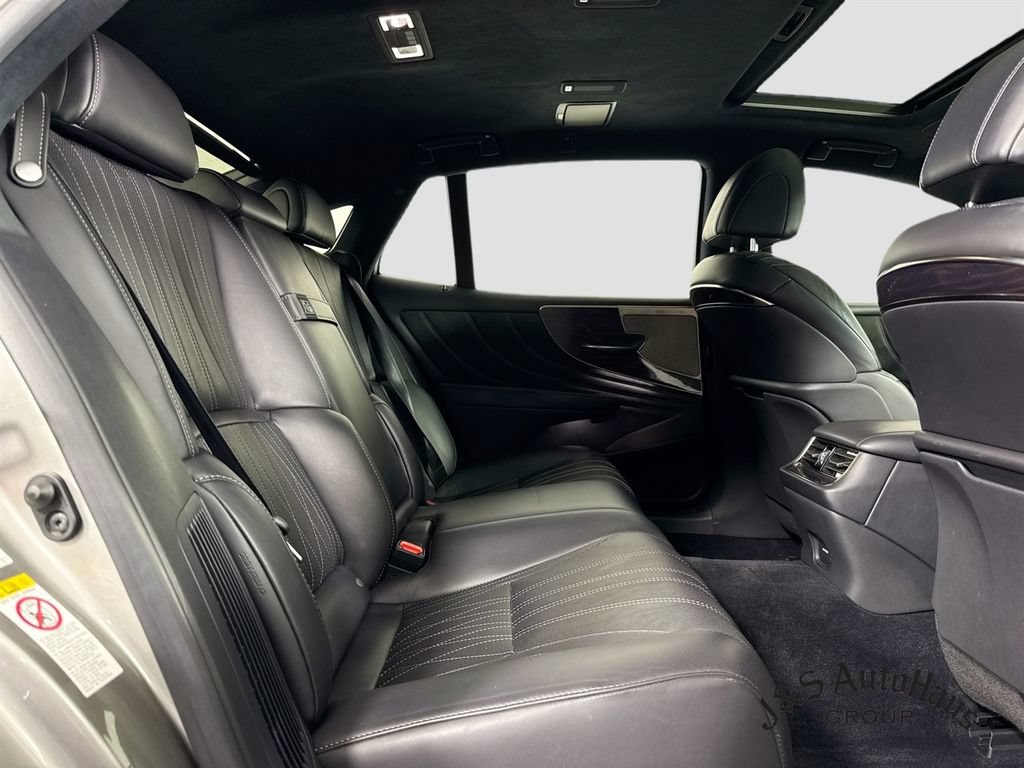 Used 2019 Lexus LS 500h w/ Interior Upgrade Package RWD image 36