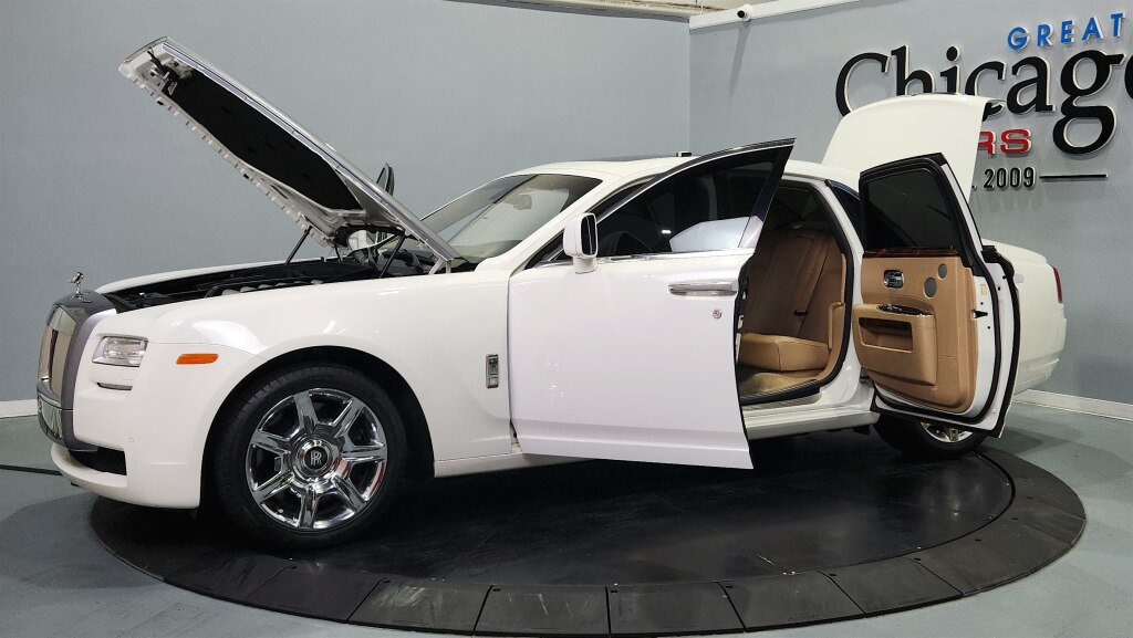 Used 2010 Rolls-Royce Ghost RWD image 18