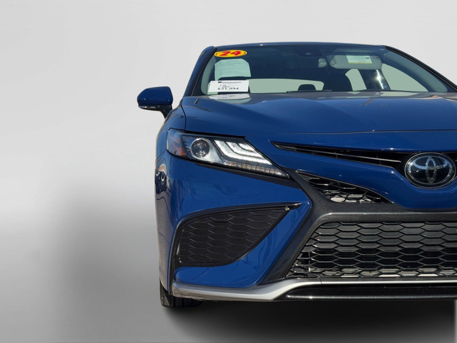 Used 2024 Toyota Camry XSE image 8