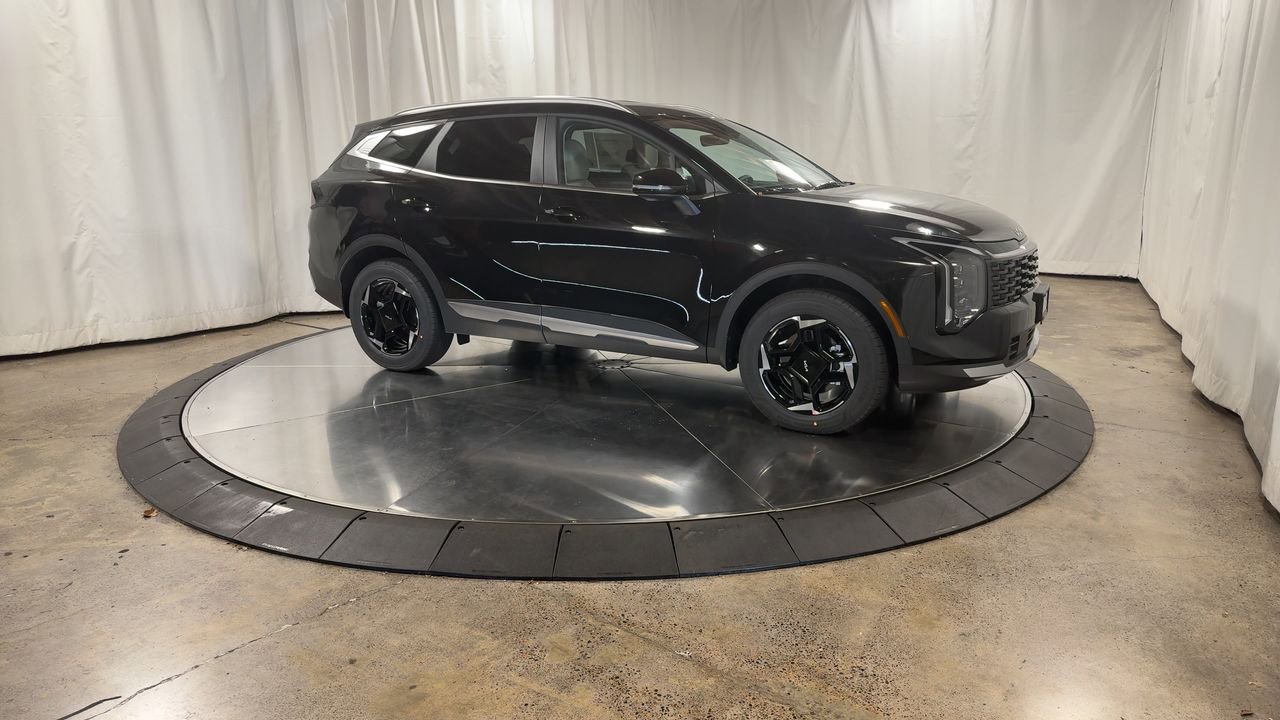 New 2026 Kia Sportage EX image 3