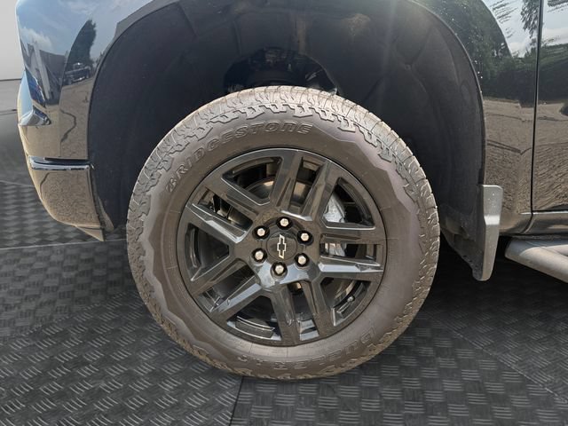 Used 2024 GMC Sierra 1500 AT4 w/ Technology Package AWD/4WD image 13