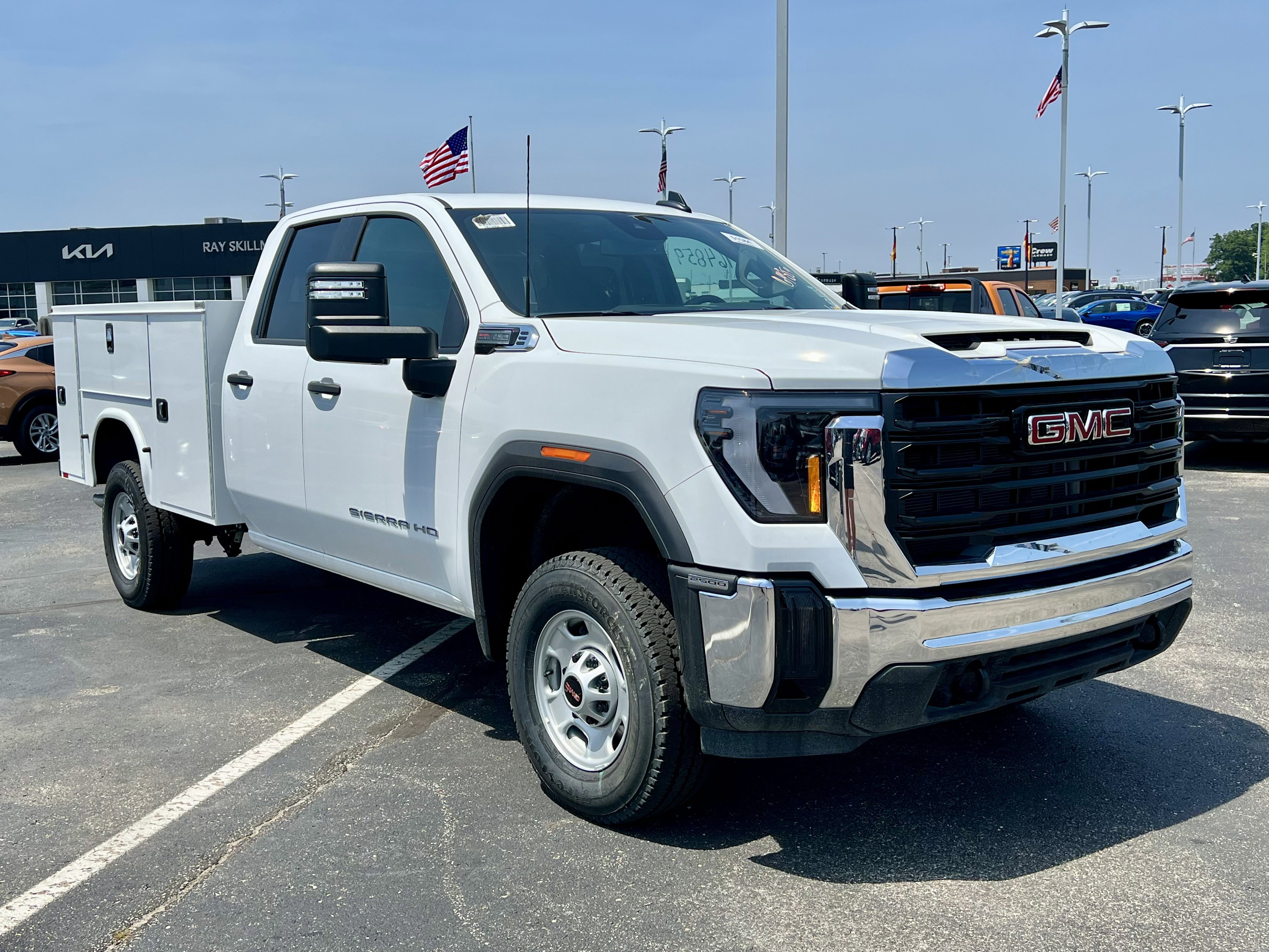 New 2025 GMC Sierra 2500 Pro w/ Convenience Package image 1