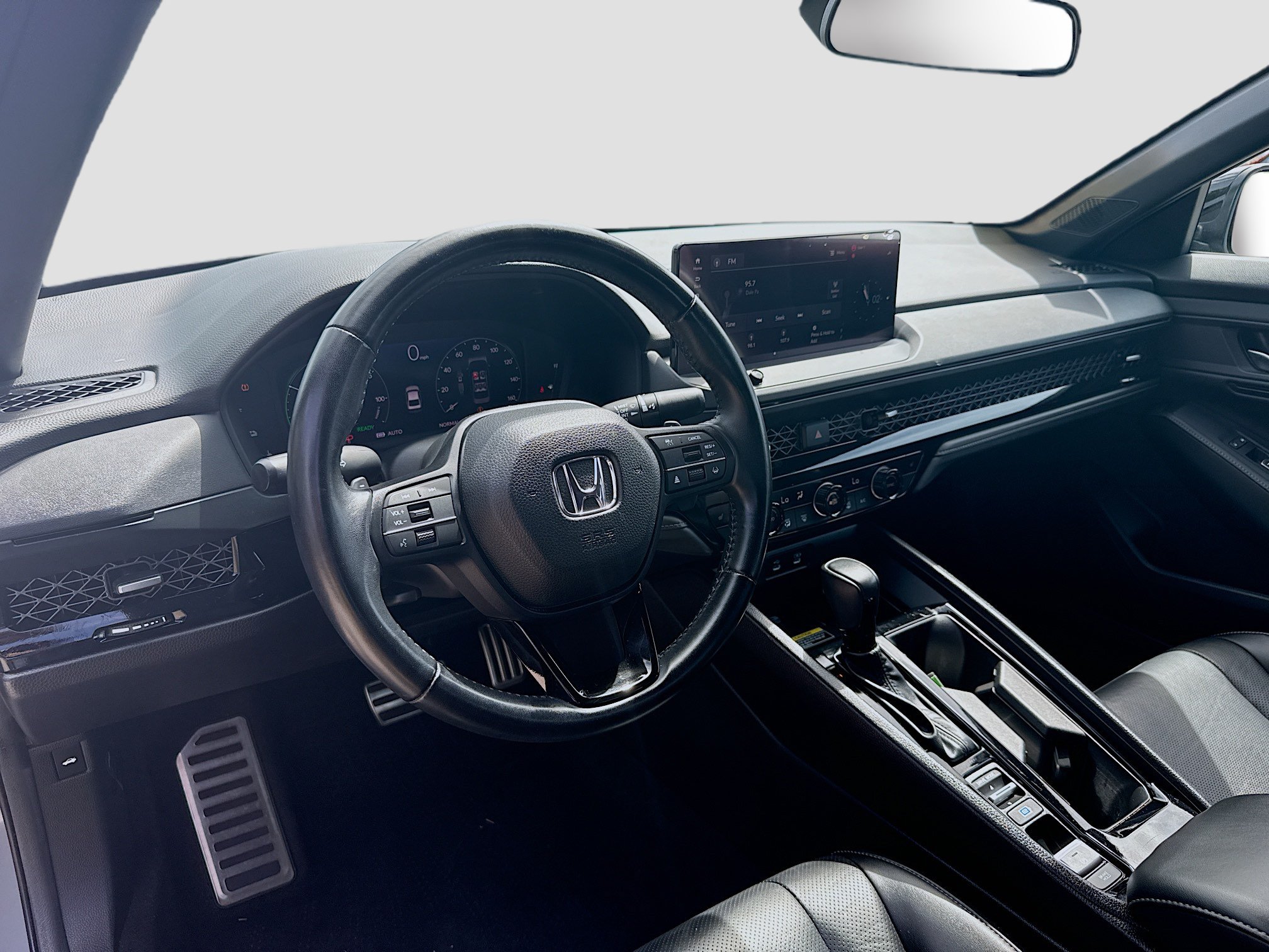 Certified 2025 Honda Accord Sport image 9