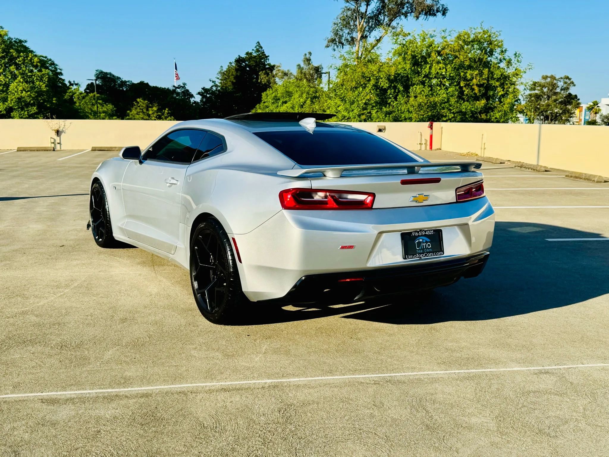 Used 2017 Chevrolet Camaro SS image 22