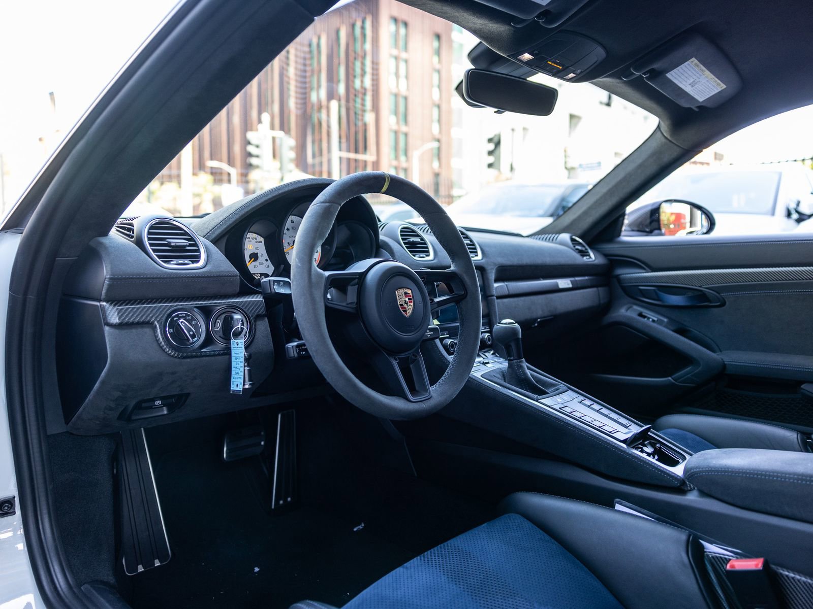 Certified 2025 Porsche 718 Cayman GT4 RS RWD image 4