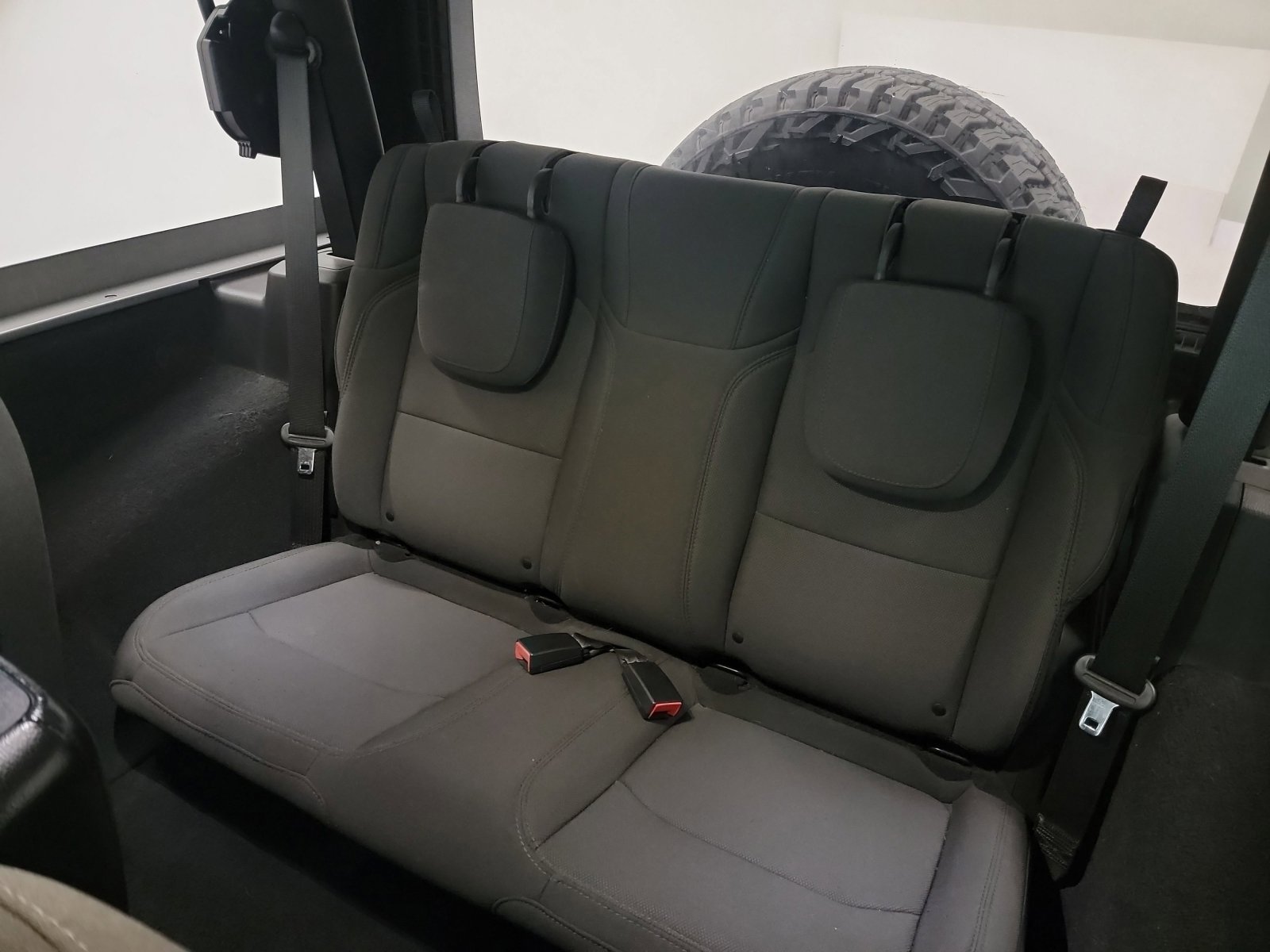 Used 2018 Jeep Wrangler Sport image 28