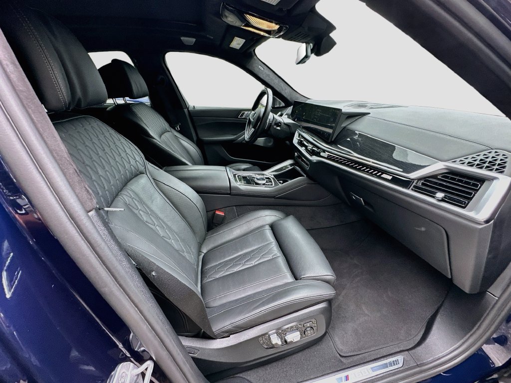 Used 2024 BMW X6 M60i w/ Dynamic Handling Package AWD/4WD image 30