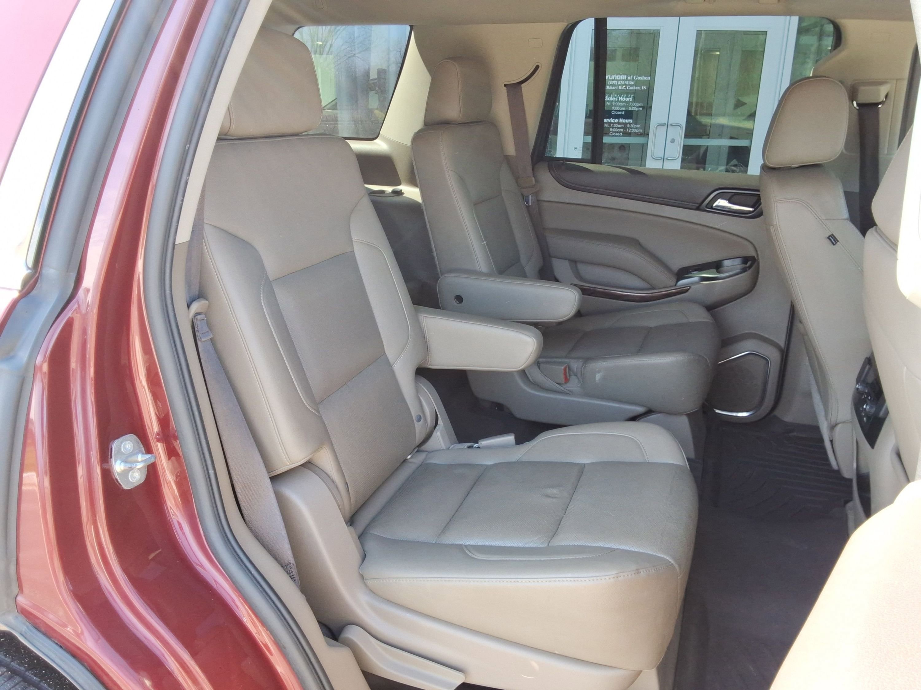 Used 2017 GMC Yukon SLT w/ Open Road Package image 35