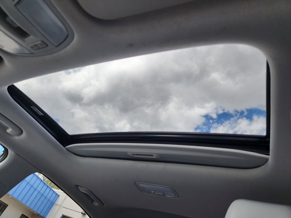 Used 2021 Hyundai Kona Ultimate image 29