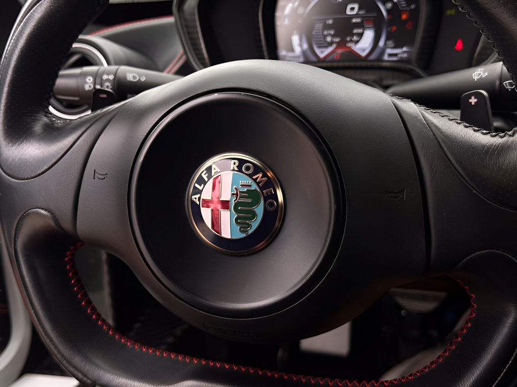 Used 2015 Alfa Romeo 4C Spider w/ Spider Track Package RWD image 13