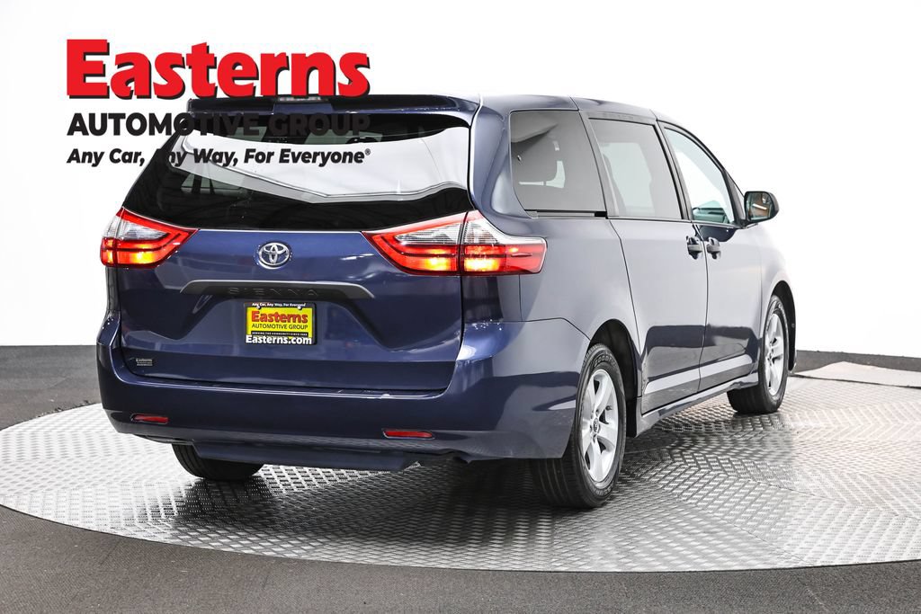 Used 2020 Toyota Sienna L FWD image 5