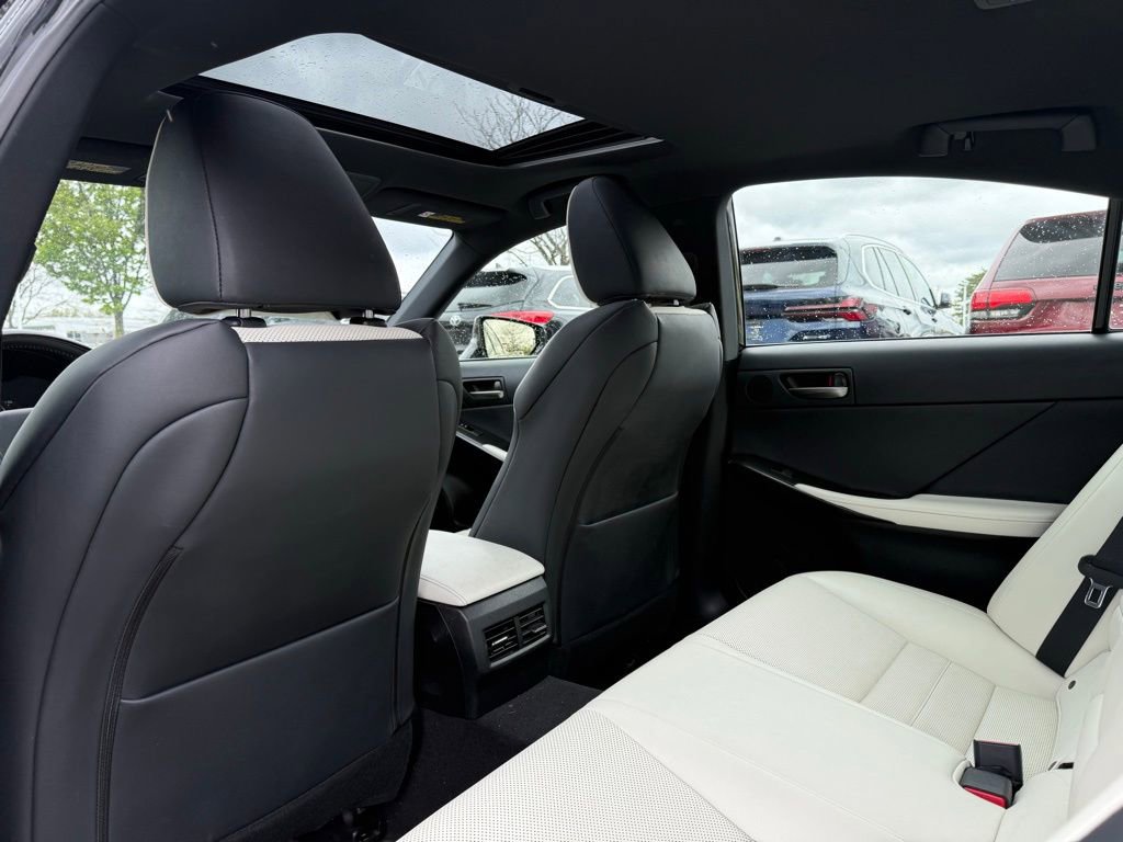 Used 2021 Lexus IS 350 F Sport AWD/4WD image 16