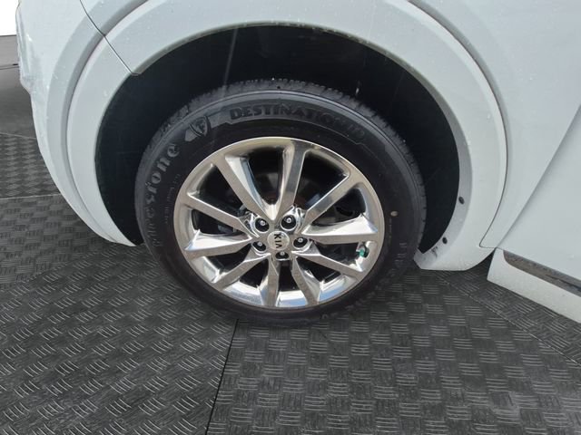 Used 2017 Kia Sorento SX FWD image 13