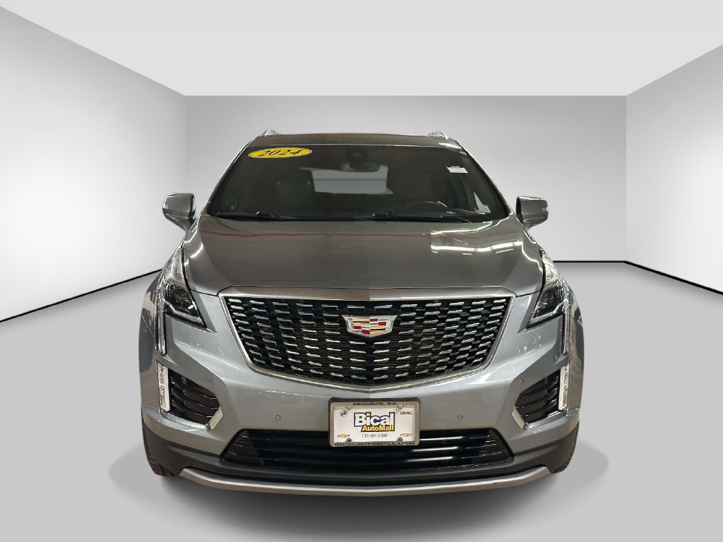 Used 2024 Cadillac XT5 Premium Luxury w/ LPO, Floor Liner Package AWD/4WD image 8