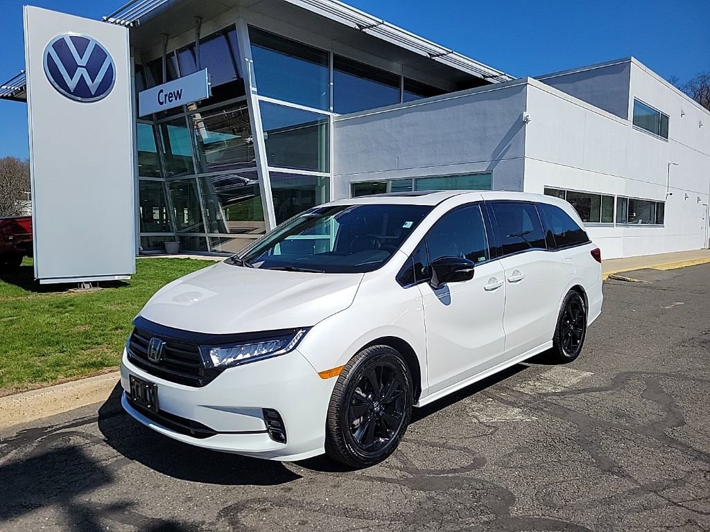 Used 2023 Honda Odyssey Sport image 1