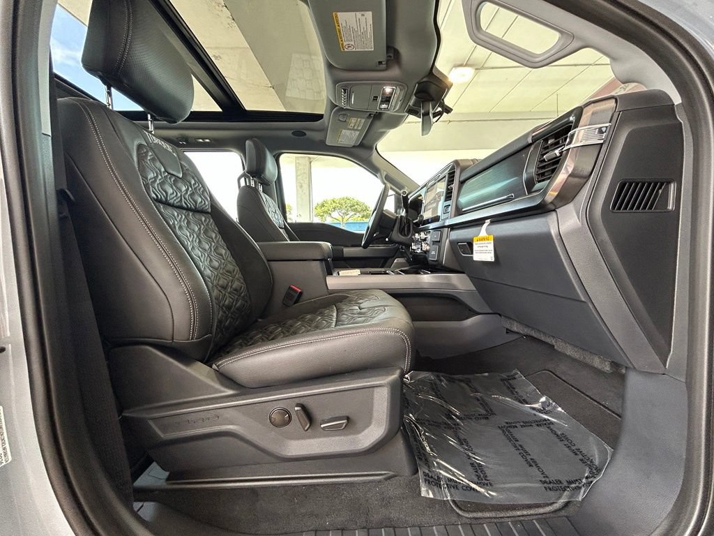 New 2026 Ford F250 Lariat w/ Black Appearance Package AWD/4WD image 26