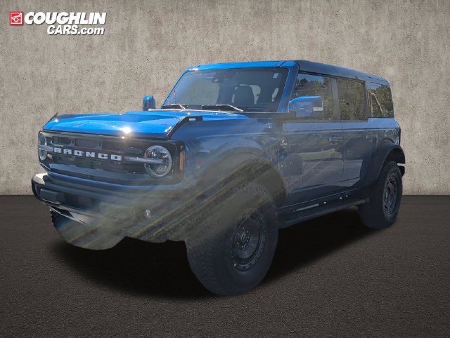 Used 2024 Ford Bronco Outer Banks AWD/4WD image 3