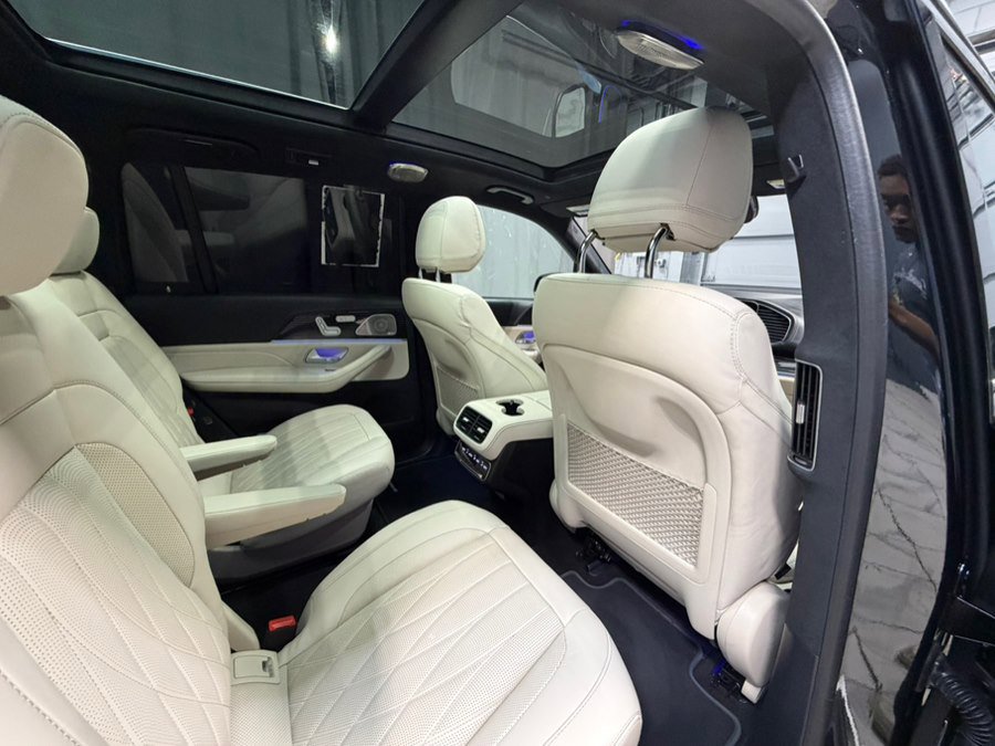 Used 2024 Mercedes-Benz GLS 63 AMG 4MATIC image 45