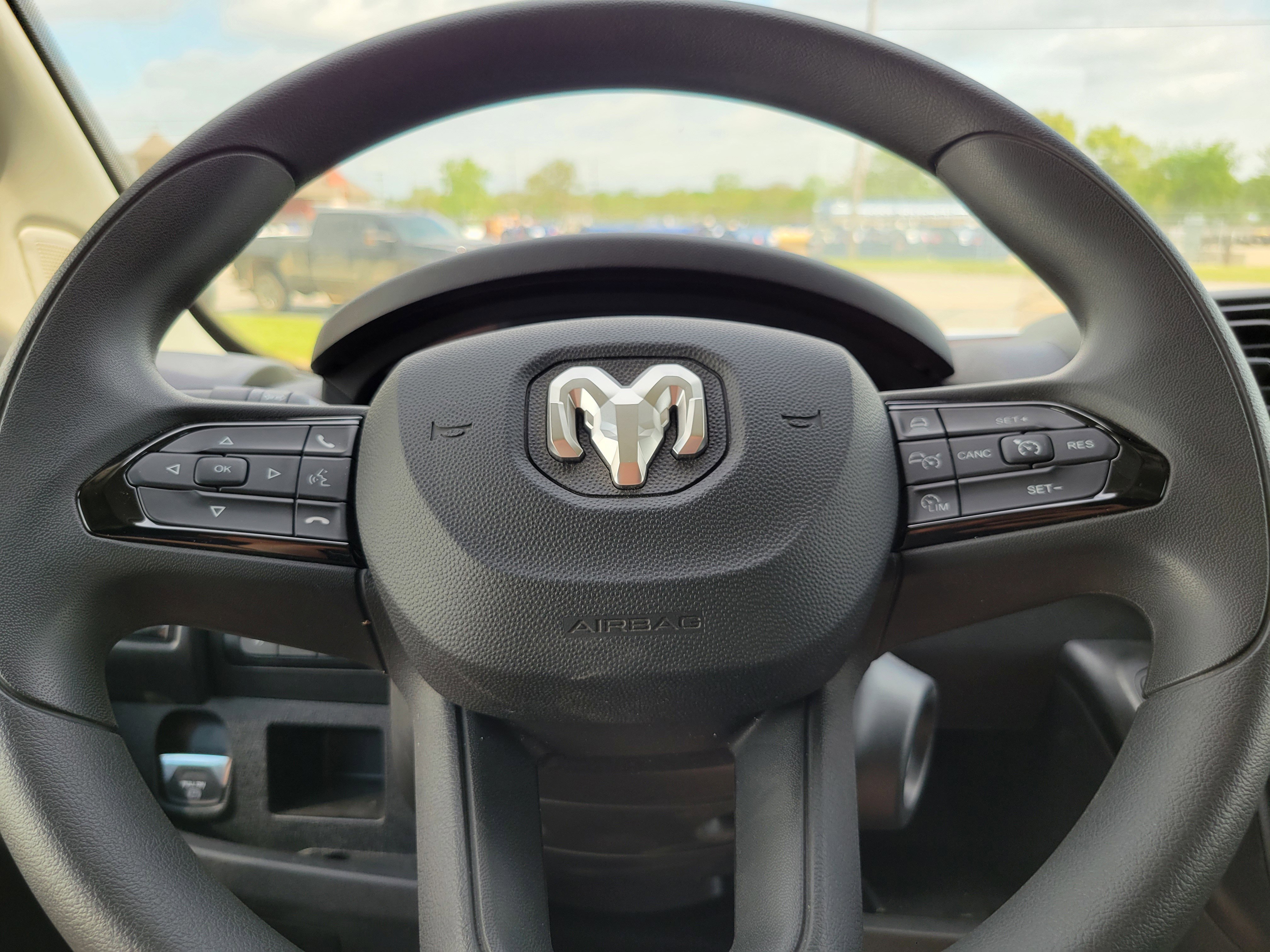 Used 2025 RAM ProMaster 3500 w/ Safety Group FWD image 12