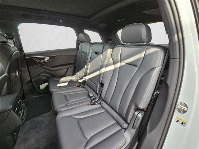 New 2026 Audi Q7 2.0T Premium AWD/4WD image 16