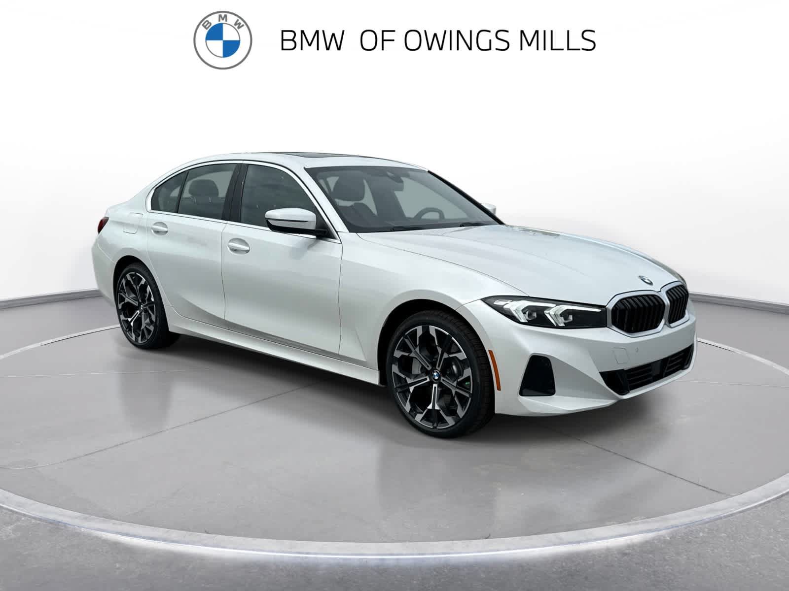 New 2026 BMW 330i xDrive Sedan w/ Premium Package AWD/4WD image 10