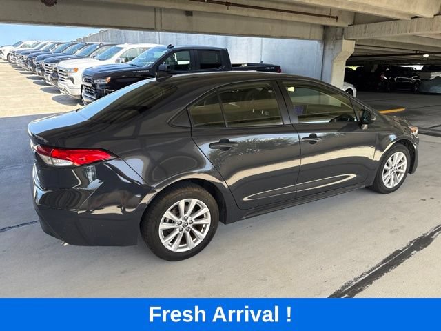 Used 2023 Toyota Corolla LE w/ LE Convenience Package FWD image 16