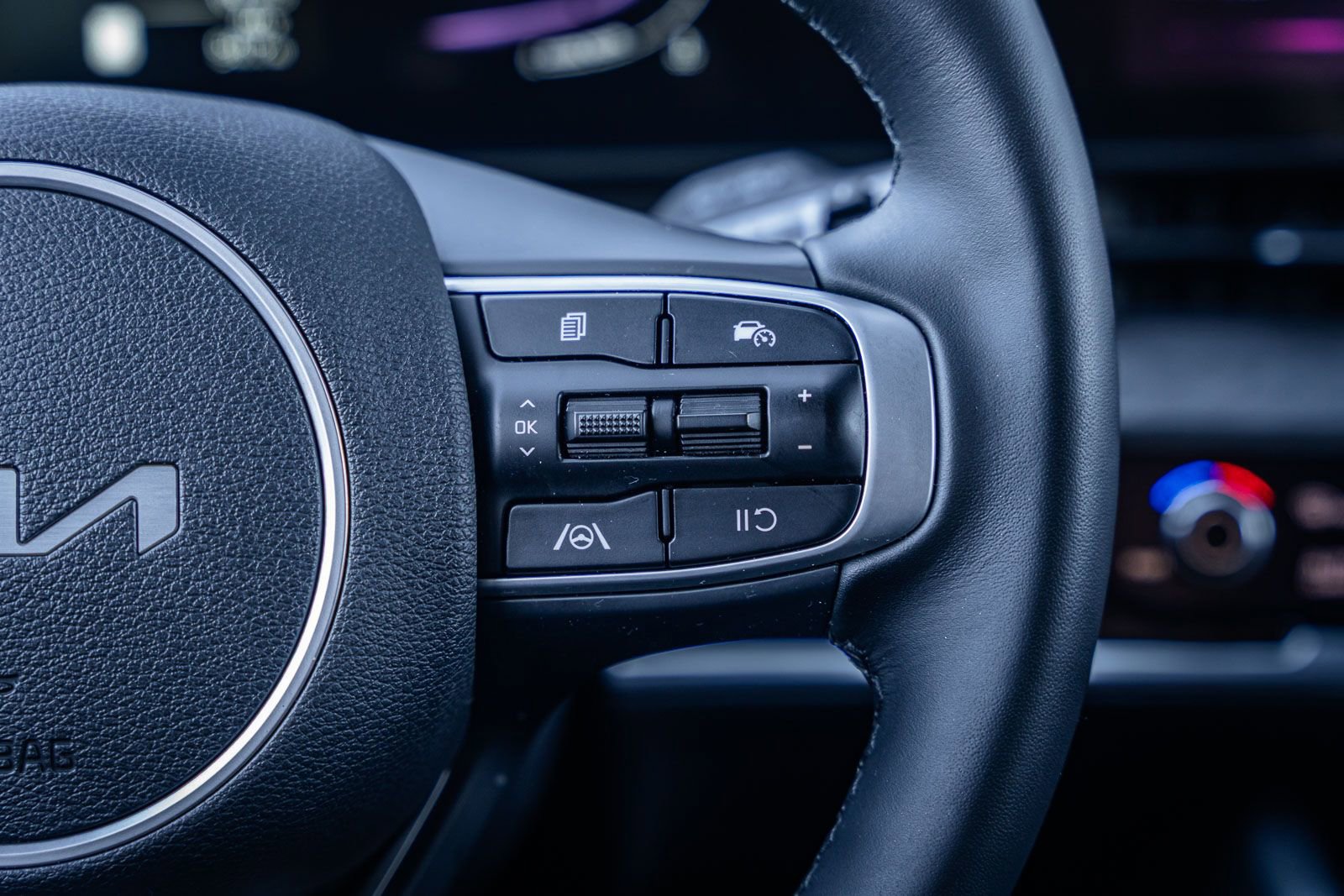 Used 2025 Kia Sportage X-Line w/ Premium Package image 27