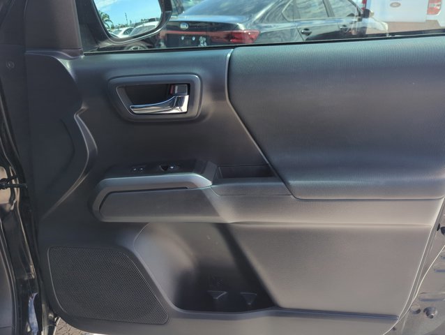 Used 2023 Toyota Tacoma TRD Sport image 25