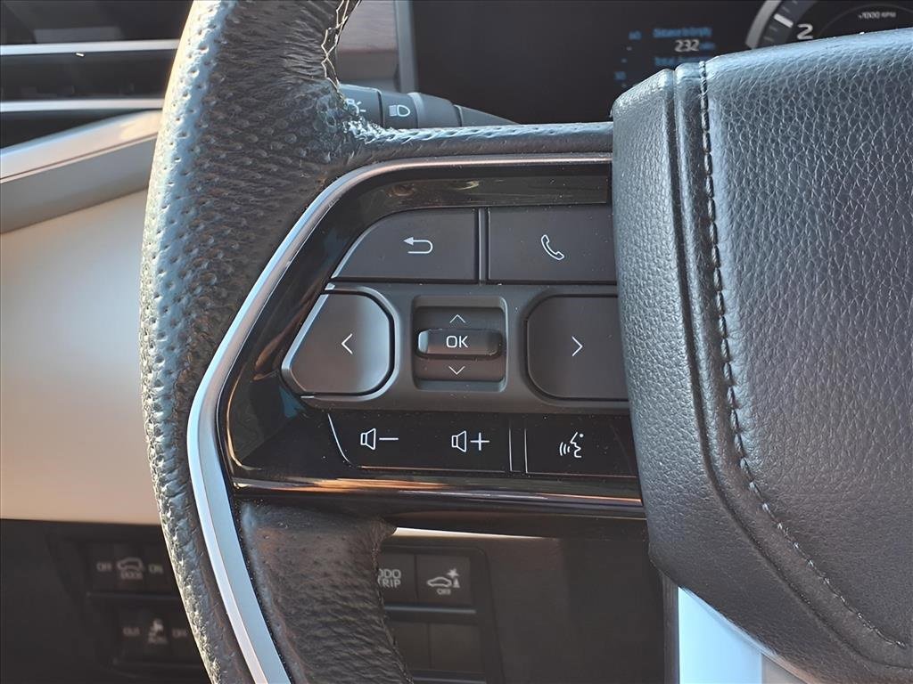 Used 2024 Toyota Sequoia Capstone image 14