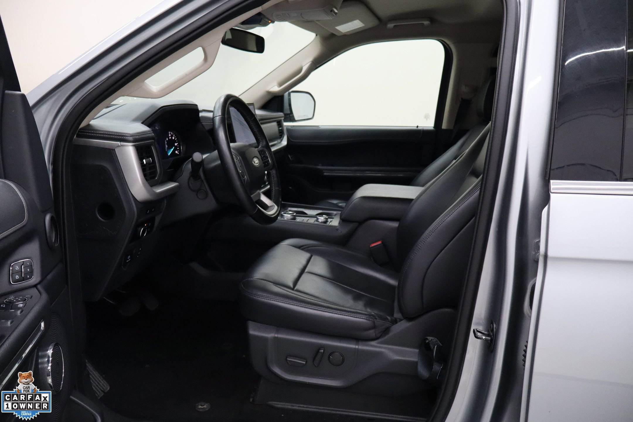 Certified 2024 Ford Expedition Max XLT image 25
