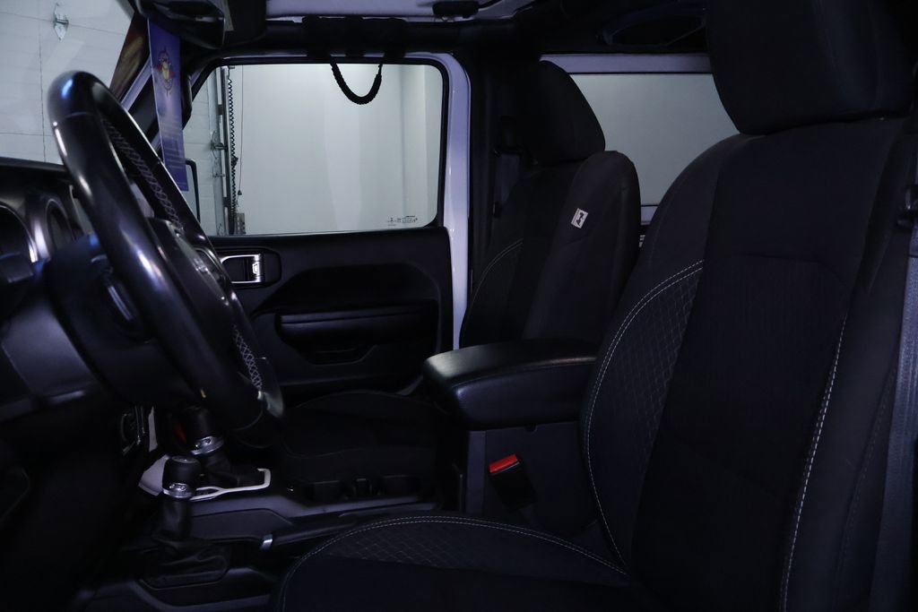 Used 2021 Jeep Wrangler Sport AWD/4WD image 12