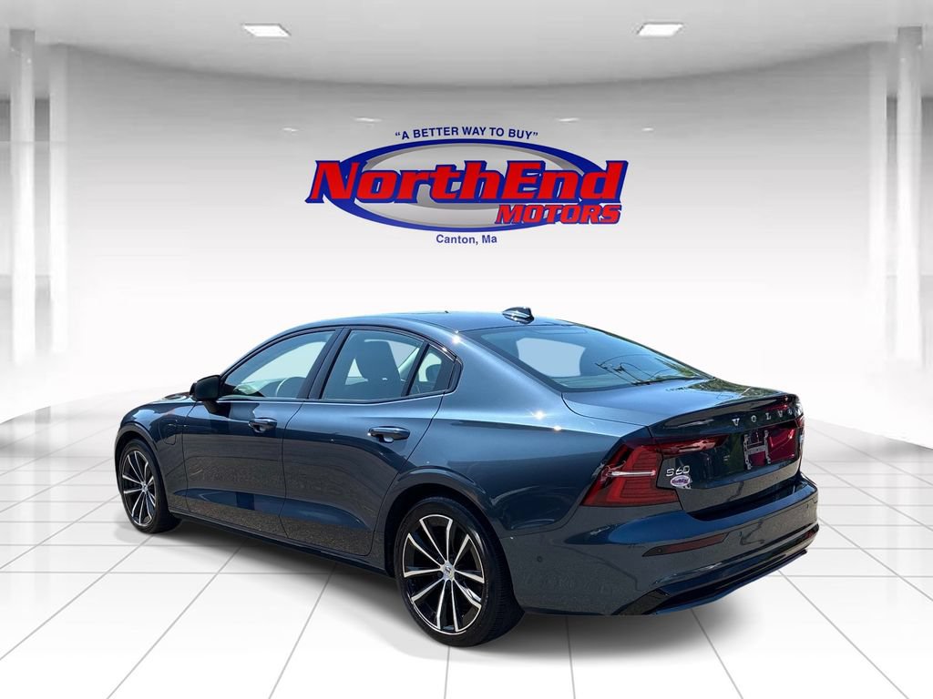 Used 2023 Volvo S60 T8 Plus AWD/4WD image 5