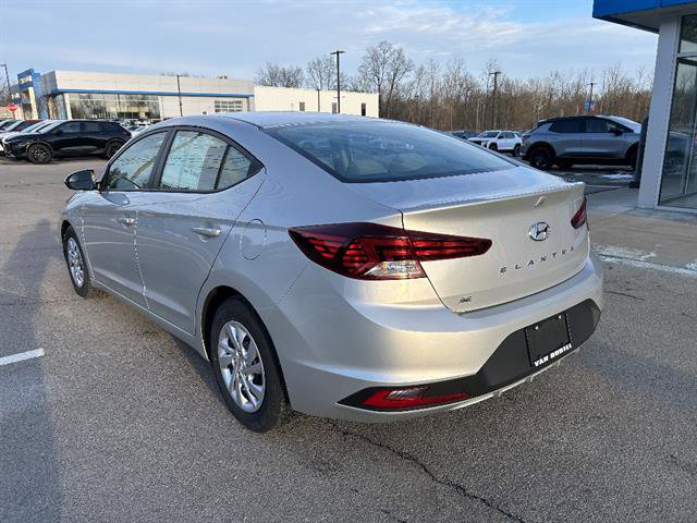 Used 2020 Hyundai Elantra SE image 3