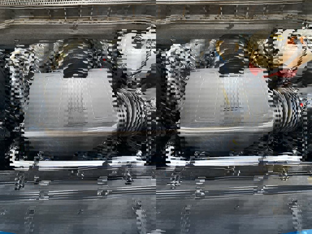 Used 2025 Chevrolet Suburban Premier image 14