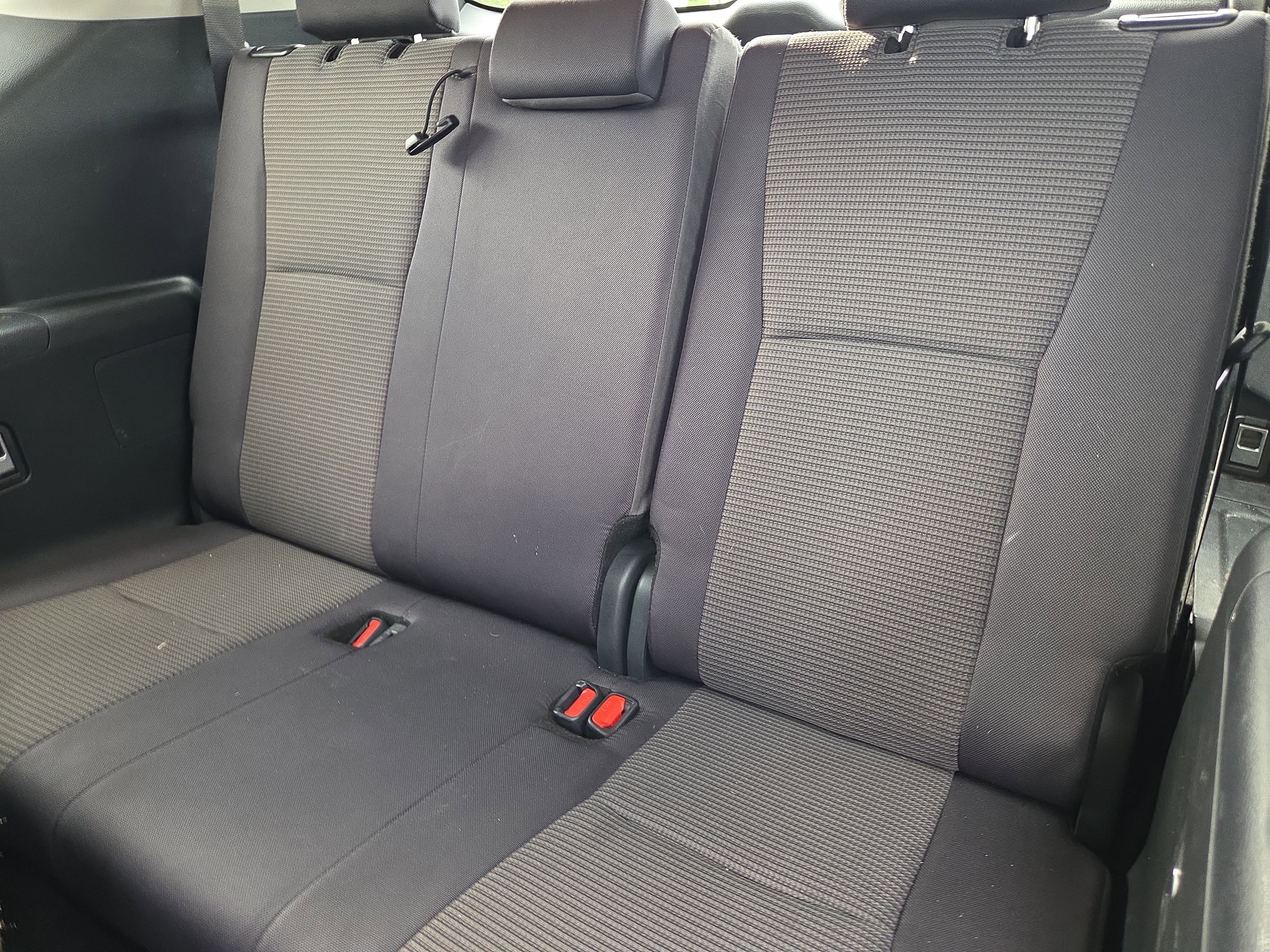 Used 2024 Toyota Highlander LE AWD/4WD image 14