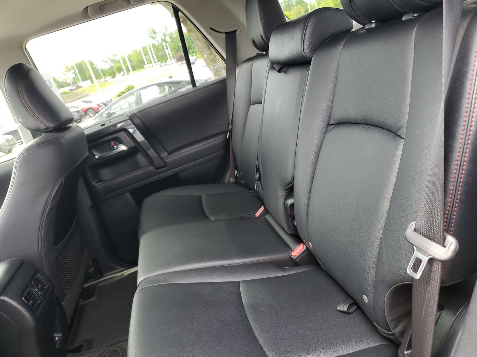 Used 2023 Toyota 4Runner TRD Off-Road Premium w/ Moonroof Package AWD/4WD image 11