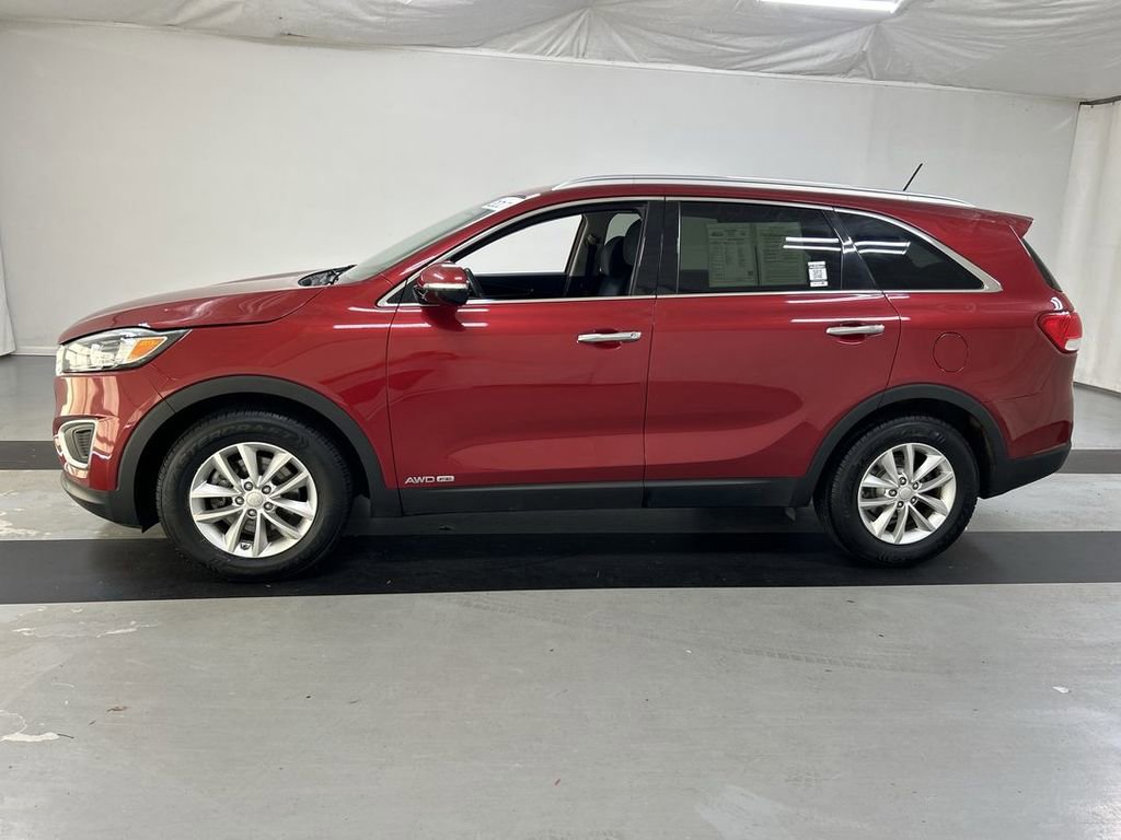 Used 2017 Kia Sorento LX AWD/4WD image 6